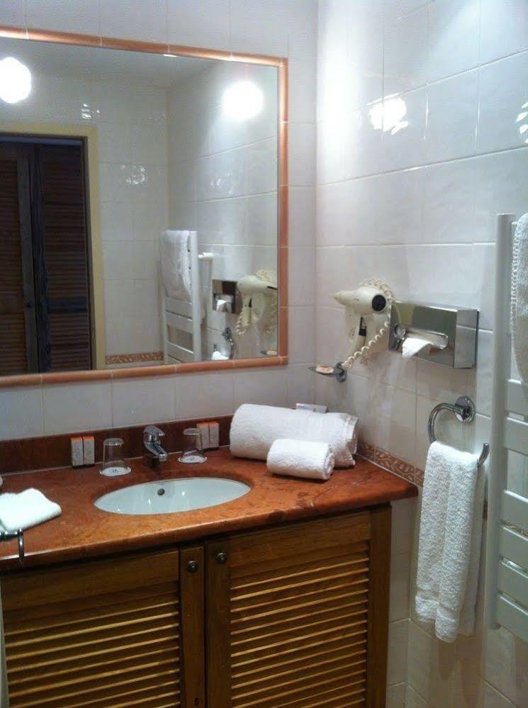 Hostellerie Le Baou รามาตูแอล ภายนอก รูปภาพ